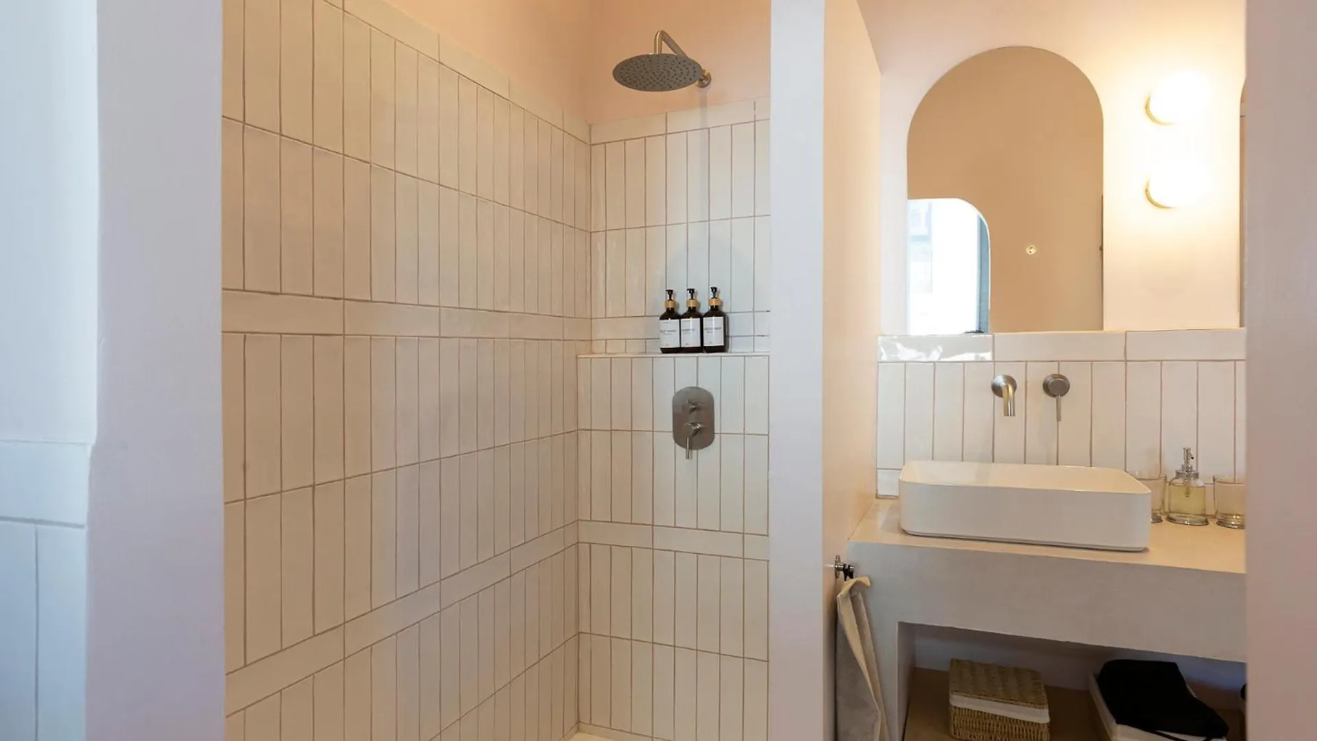 Superbe Loft Moderne En Plein Centre Ville Marseille Apartment